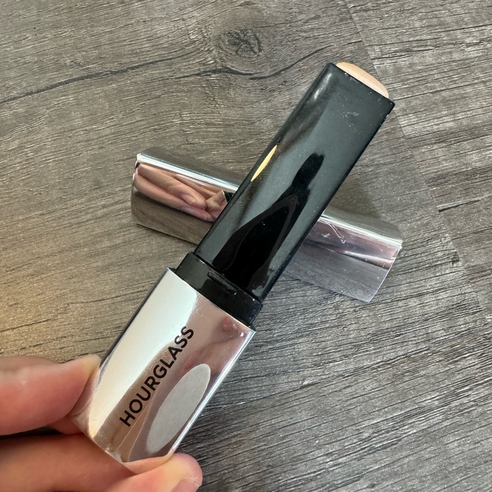 Hourglass Vanish Flash Highlighter - Champagne Flash